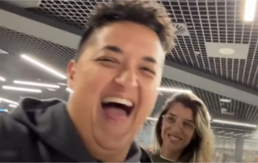 PEVAČ OBJAVIO PORUKU POSLATU JOVANI PAJIĆ Uvrede pljušte, pomenuo i Mariju Šerifović