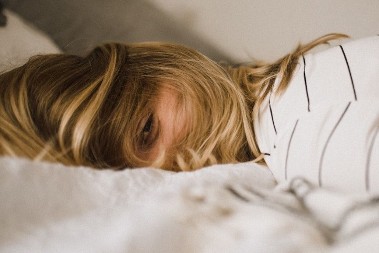 Gubitak energije tokom ciklusa: Šta telo pokušava da ti kaže?