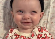 BEBA ROĐENA SA OČIMA KOJE ODUZIMAJU DAH Usledila najstrašnija dijagnoza, roditelji prestravljeni!