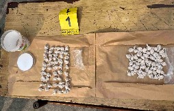 DILER UHVAĆEN SA HEROINOM Sa njim pale i dve mušterije