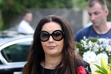 DRAGANIN BIVŠI SA NOVOM SUPRUGOM STIGAO NA SLAVLJE Ceo Beograd sinoć je gledao u nju