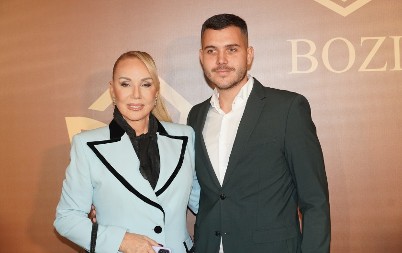 BRENIN SIN JURI VIŠE OD 300 NA SAT Viktor se javno hvali, evo šta radi daleko od Srbije (FOTO)