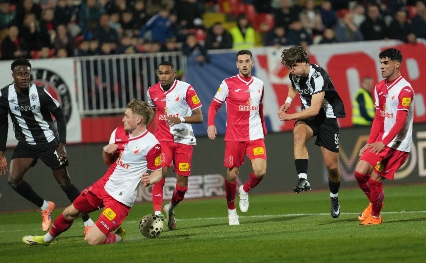 OGLASIO SE FSS Evo da li je Partizan oštećen protiv Vojvodine