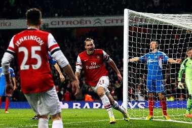 "TRAŽIO SAM IZMENU, NISAM MOGAO VIŠE" Nekada je igrao za Arsenal, pravio skandale, a Bode mu se nikako nije dopao