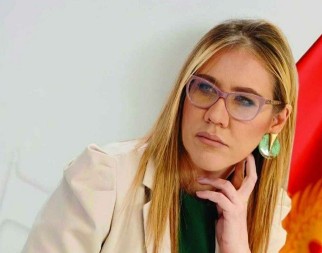 BRATIĆ TRAŽI ODGOVOR OD ANB I UP: Da li sam ikada radila za neku službu?