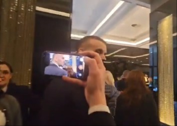 Spajić pobegao od novinara nakon sastanka u Američkoj privrednoj komori