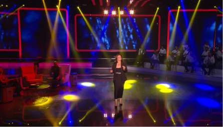 "SIN MI SE RODIO GLUV" Pevačica u suzama saopštila bolne detalje: "Plakala sam danima"