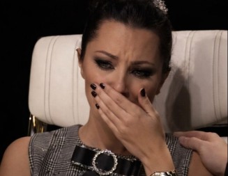 ALEKSANDRA PRIJOVIĆ U SUZAMA NAPUSTILA DARKOVU KUĆU Slomljena od bola, jedva stajala na nogama!