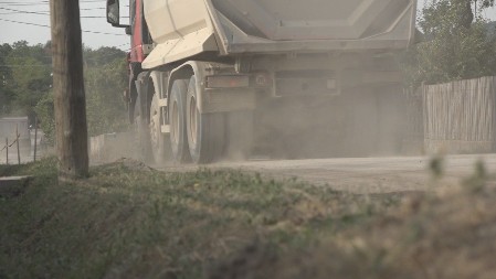  Rekonstrukcija svih lokalnih deonica u Lučanima koji su oštećeni tokom izgradnje autoputa - biće kao pista i to sa rasvetom