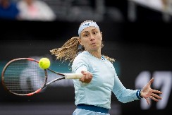 KRUPNI KORACI Evo koliko je Aleksandra Krunić zaradila posle velike pobede