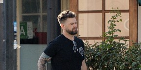 RODILA SE DEVOJČICA! Sin preminulog rokera dočekao ćerku, a ime koje je izabrao tera suze na oči