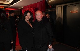 SLAĐA VAN SEBE ZBOG ĐANIJA Hitno se oglasila, evo u kakvom je stanju pevač!