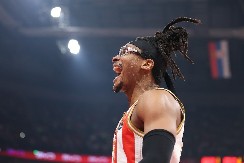 CRVENA ZVEZDA - FENERBAHČE Crveno-beli pet minuta bez poena, Turci ponovo vode