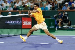 ALKARAZ NE STAJE Španac se prošetao do polufinala, kraj za Novakovog dželata