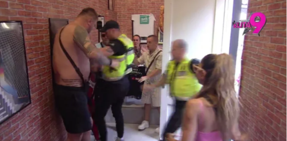 NAPADNUT JANJUŠ Njegova bivša doživela pomračenje, obezbeđenje ga jedva zaštitilo!