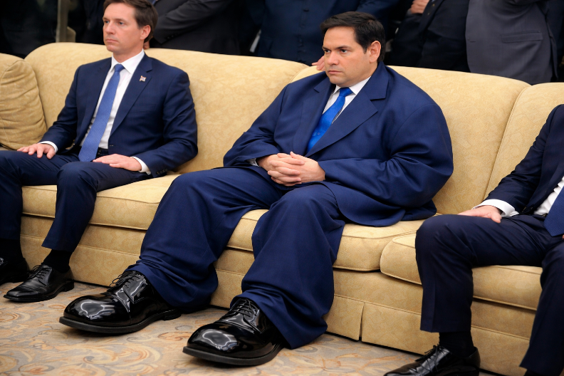 TRAMP IH OBUO, MREŽE IH SVUKLE! Poklon iz OVALNOG KABINETA pretvoren u BLAM VEKA! (FOTO)