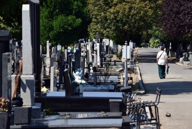 Samo dve stvari trebalo bi staviti u kovčeg pokojnika: Bez ovoga se ne ide na "onaj svet"