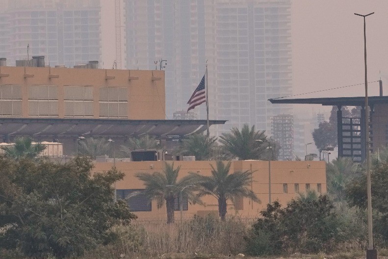 TRAMP: IRAN JE POTPUNO PORAŽEN! "Neću da ga prihvatim!" Teheran razneo američke avione!