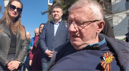 ČVRSTO IH STEGNUTI Šešelj objasnio kako rešiti strašan problem