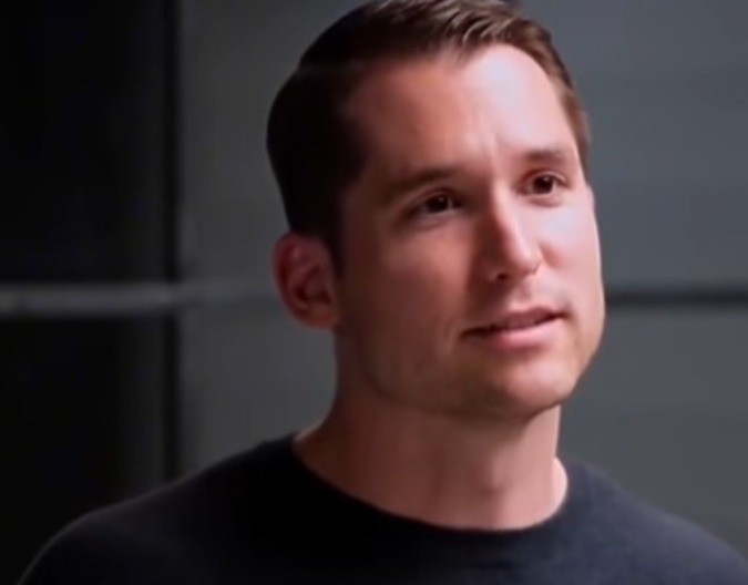 Advokat otkrio kako prepoznaje lažova: Tvrdi da ovaj psihološki trik uvek upali!