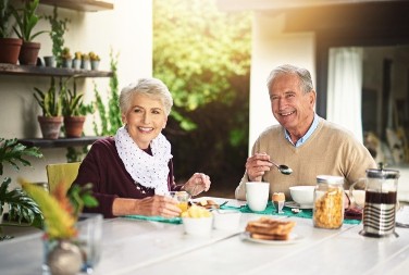 Zaboravite slaninu i jaja! Stogodišnjaci jedu ovo svakog jutra i zato nikada nisu bolesni