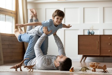 NEKA SU PRISUTNA VEĆ GENERACIJAMA Ovo su najpopularnija muška imena u Srbiji u 2026. godini 