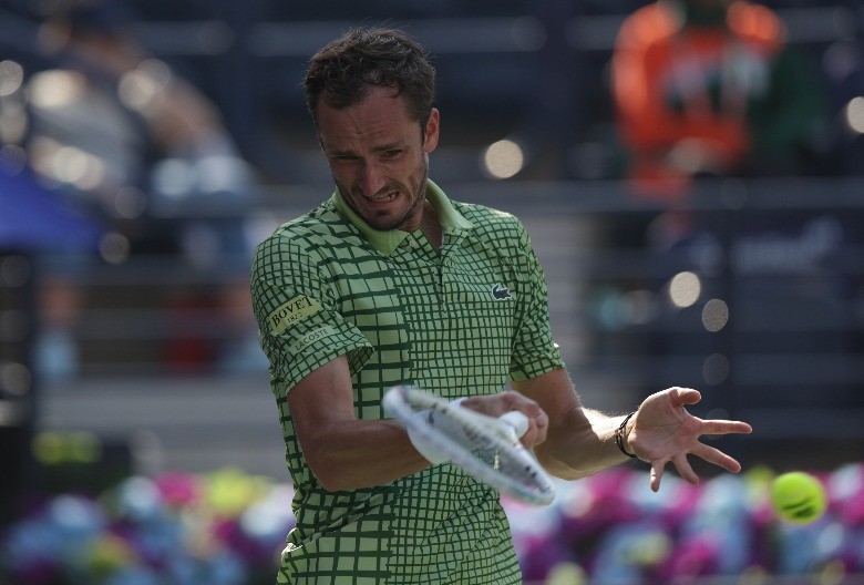 "ZNAM DA NISAM NOVAK..." Medvedev napravio haos u Indijan Velsu i nasmejao sve 