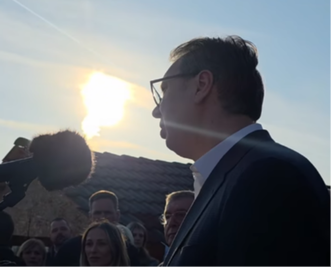 PREDSEDNIK OBJAVIO SNIMAK IZ KOTRAŽE: Gradićemo puteve, otvarati radna mesta i pomagati penzionerima