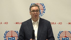 DRŽAVA SE NEĆE NIKAD ODREĆI VEĆINSKOG VLASNIŠTVA: Vučić u Lučanima poslao JASNU PORUKU