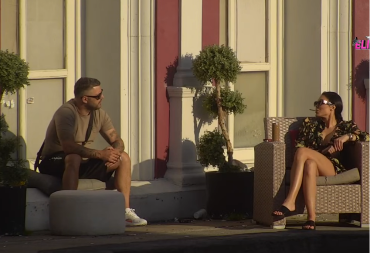 PUŠTEN TAJNI RAZGOVOR MAJE I ASMINA Evo kog učesnika žele da unište, nisu znali da ih kamere snimaju!