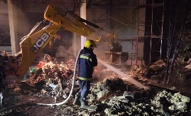 POŽAR U ŠKOLI U KOSJERIĆU Plamen progutao deo objekta u rekonstrukciji