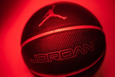 Od NBA legende do milijardera - kako je Majkl Džordan zaradio 4,3 milijarde dolara