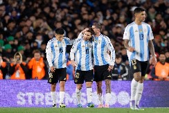 BAŠ SU SE NALJUTILI Argentinci besni jer je Španija izabrala Srbiju