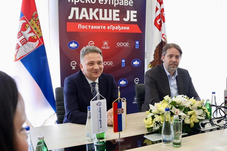 Dani i Karavan eUprave u Kragujevcu (FOTO)