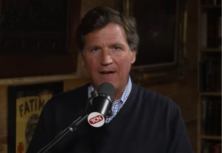 OGLASILA SE CIA: "Taker Karlson na meti!"