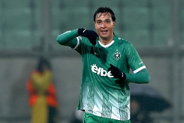 ČEKA GA TRANSFER KARIJERE U Zvezdi se nije pokazao, a sada za 10 miliona ide u Italiju?