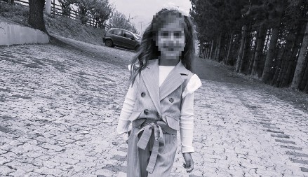 STIGLI PRVI REZULTATI OBDUKCIJE MALE EME Oglasilo se ministarstvo o devojčici (4) koja je umrla nakon operacije krajnika 