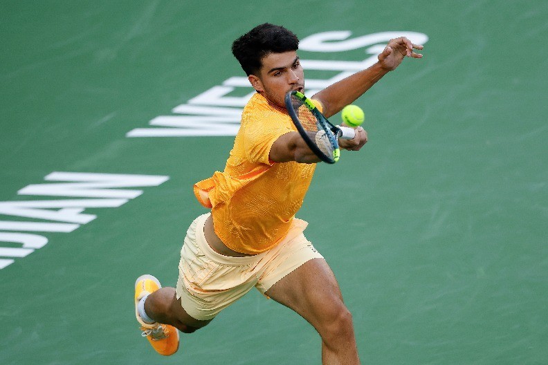 "IZGLEDA UMORNO" Potpuni šok: Nadalove reči odjeknule, Španac poslao ozbiljnu poruku Alkarasu