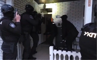 RAZBIJENA KRIMINALNA GRUPA ZA UBISTVA Uhapšeni u akciji BIA, nađeni heroin i oružje (FOTO/VIDEO)