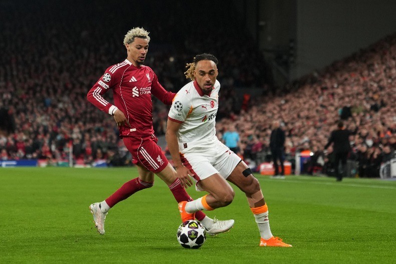 BITKA ZA ČETVRTFINALE LIGE ŠAMPIONA Ludnica na Enfildu, Liverpul vodi