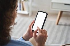 PSIHOLOZI UPOZORAVAJU Ovi onlajn trendovi deluju bezazleno, ali mogu biti štetni po psihičko zdravlje