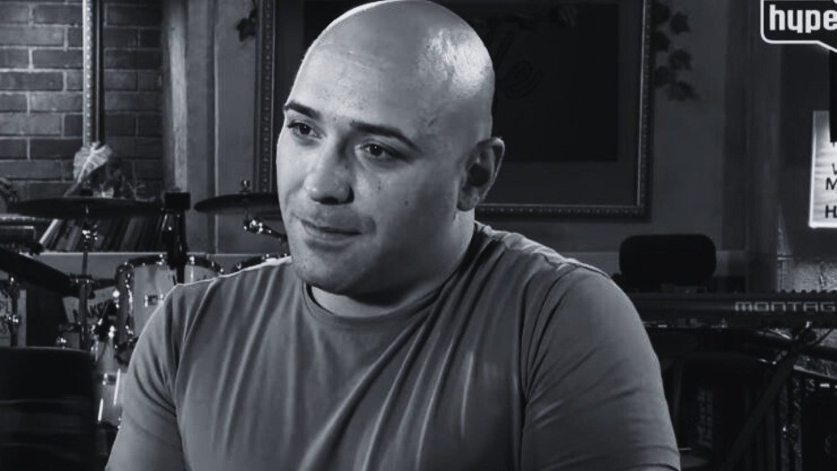 "IZABRAO SAM DA TE NOSIM SA SOBOM DOK SAM ŽIV" Tetovaža za pokojnog Lazića će vam naterati suze (FOTO)