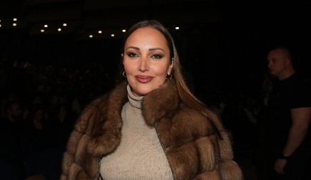 "TO MU JE ALEKSANDRA PRIJOVIĆ ZABRANILA" Pevačica koleginici otela saradnika, haos na mrežama! 