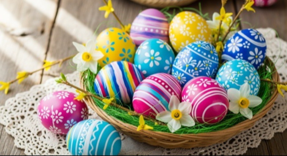 Baka nije znala za kupovne farbe, a jaja bila kao iz bajke: Koristila je ono što svako ima u kući