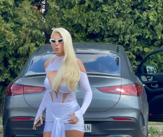 NOVI ESTRADNI RAT Karleuša ne želi da razgovara sa pevačicom: "Nemam šta da pričam sa njom!"