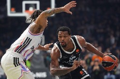 PARIZ - PARTIZAN Preokret domaćina
