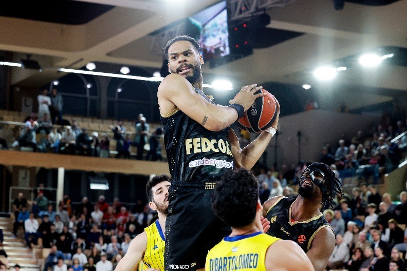 JOŠ LOŠIH VESTI ZA ZVEZDU Monako sa devet igrača pokorio Istanbul