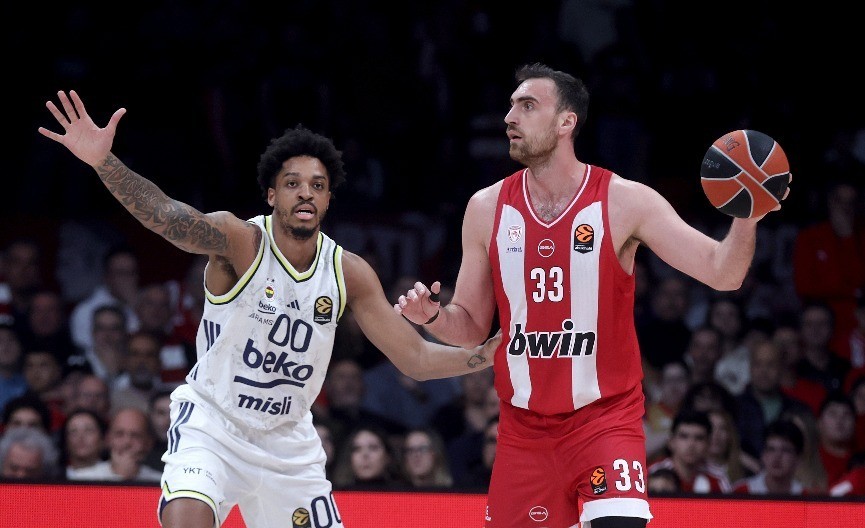 VEČE SRPSKIH REPREZENTATIVACA Milutinov i Micić blistali u pobedama Olimpijakosa i Hapoela