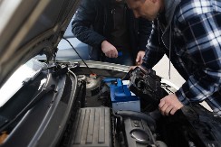 AKO SE OVO DEŠAVA - IMATE PROBLEM SA AKUMULATOROM Stručnjak otkriva šta je znak za uzbunu