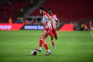 NE STIŠAVA SE BURA Tiknizjan ozbiljno zaratio sa bivšim klubom